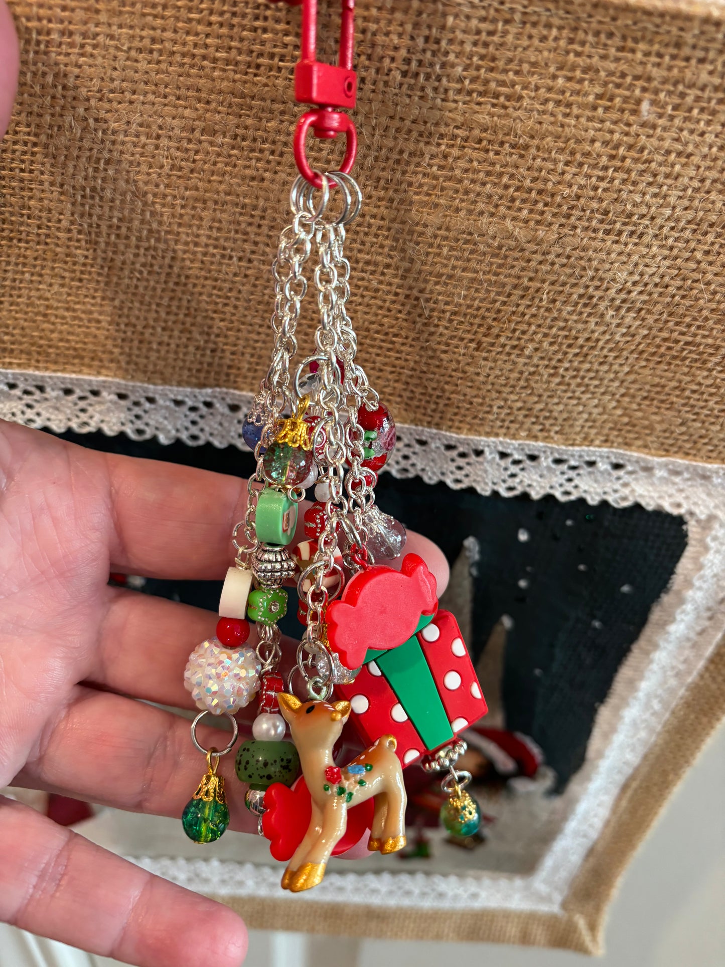 Jute holiday tote with 3 strand removable charm dangle