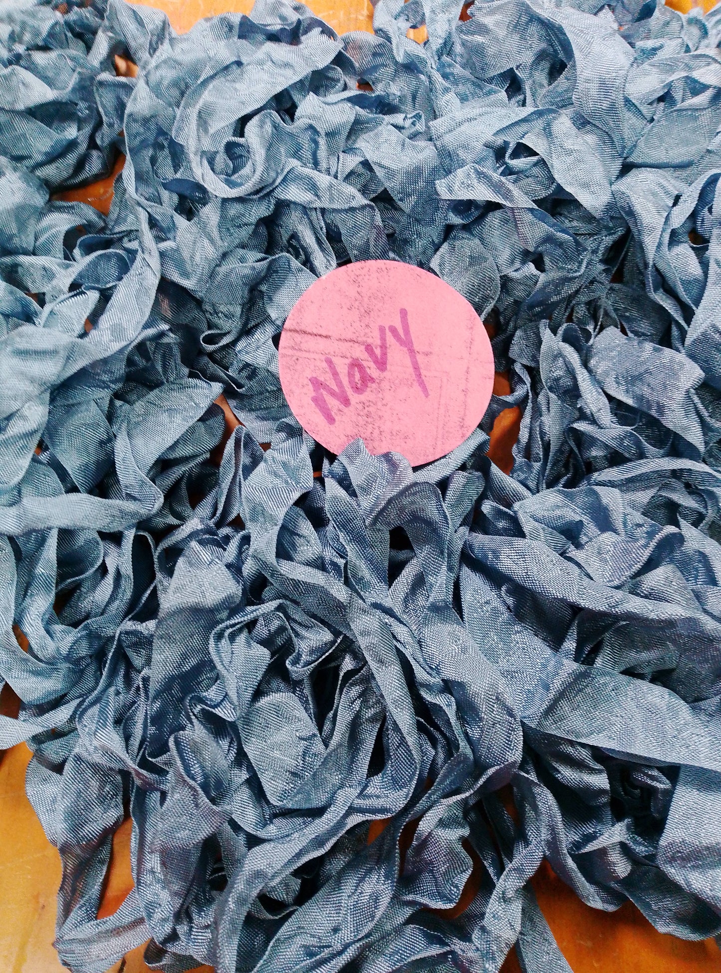 5 yards of un-cut seam binding color - Navy Navy Navy 🔵 I love this version of Navy.