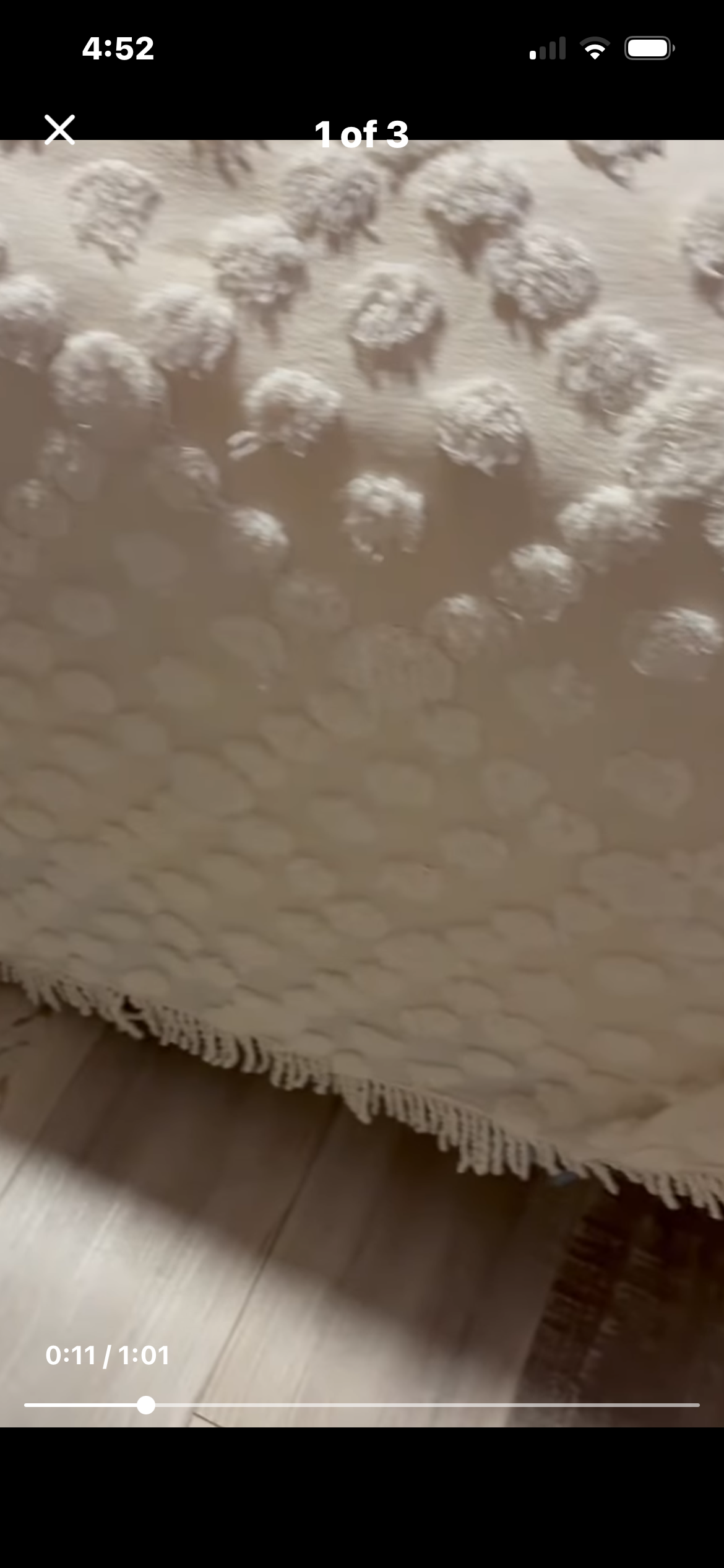Tuffed chenille king size bedspread