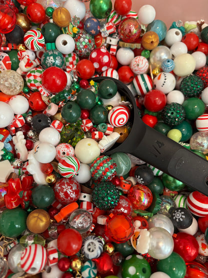 Scoops for your holiday crafts