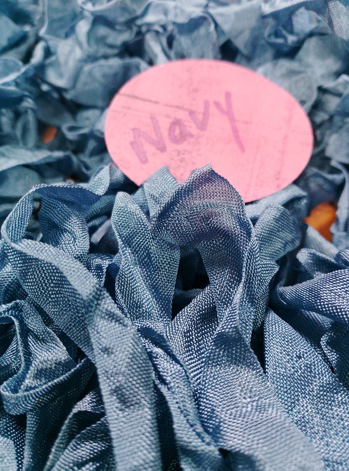 5 yards of un-cut seam binding color - Navy Navy Navy  🔵 I love this version of Navy.