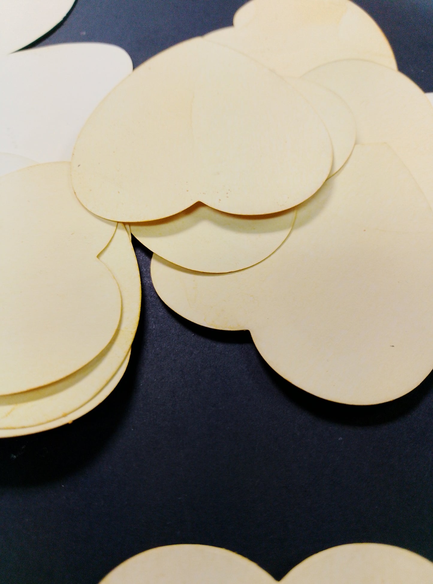 Yellow hearts 20 of the cutest little hearts ready for your next project.