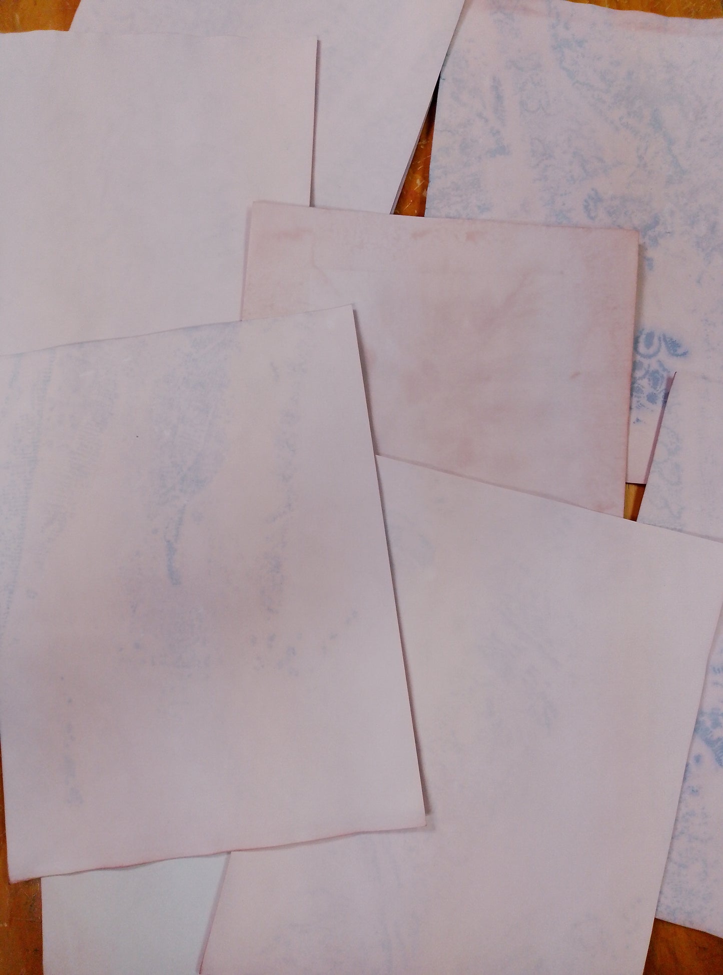 Solid 28lb cardstock in a creamy color called Chocolate.  This is a classic color that you can use in any journal.  10 pretty pieces per pack.